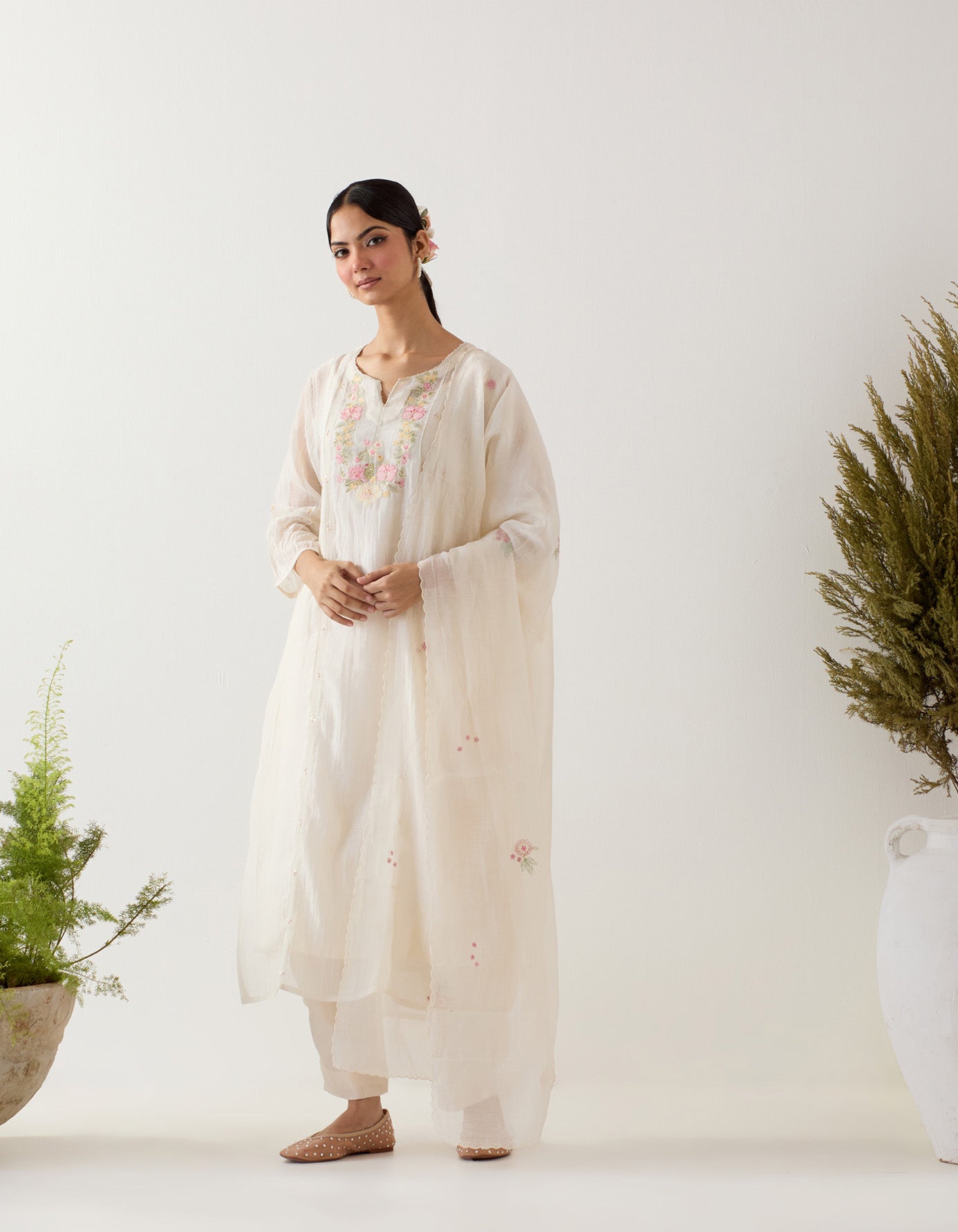 White Parrot and peonies kurta set with dupatta