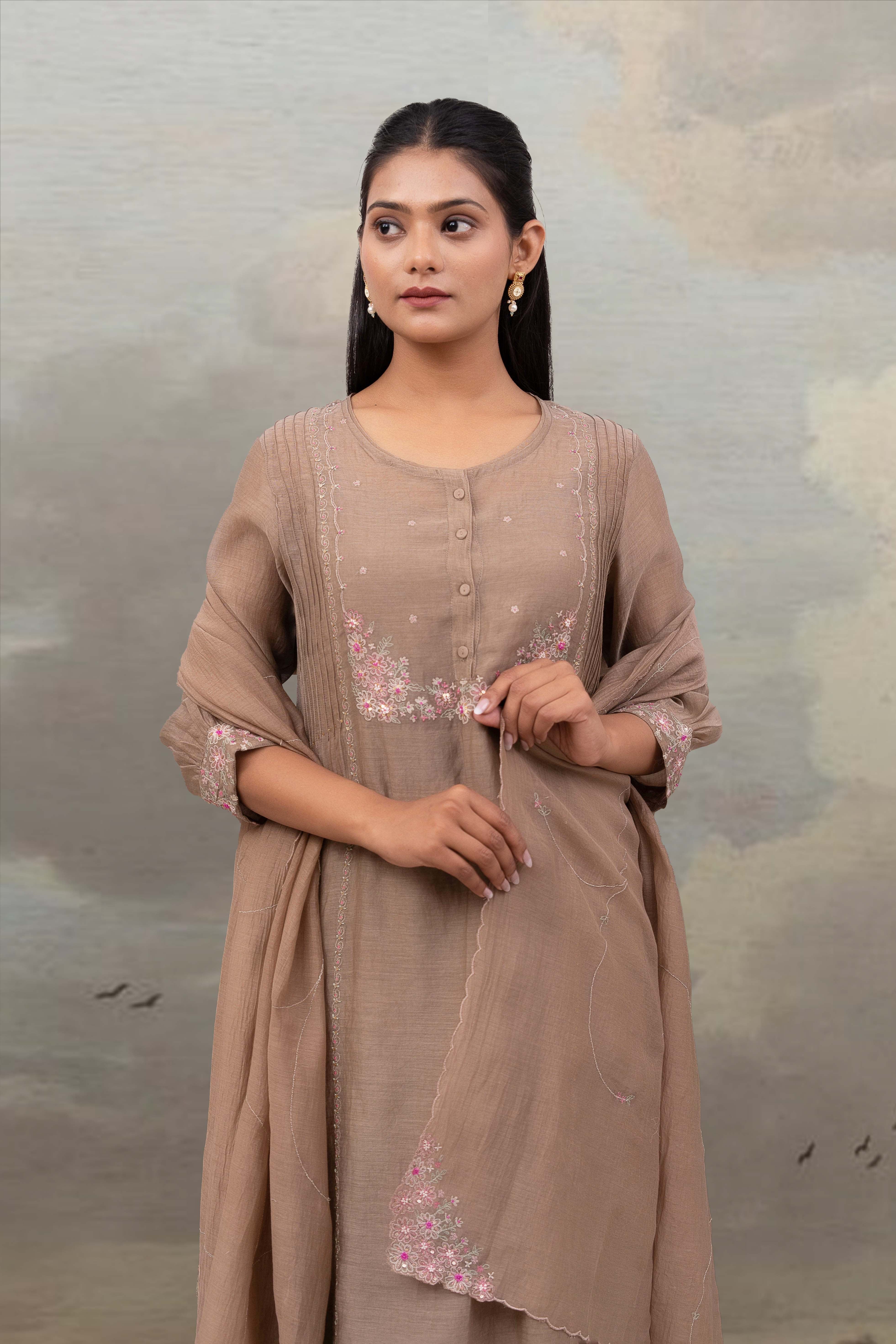 Chiku beaded bageecha suit set