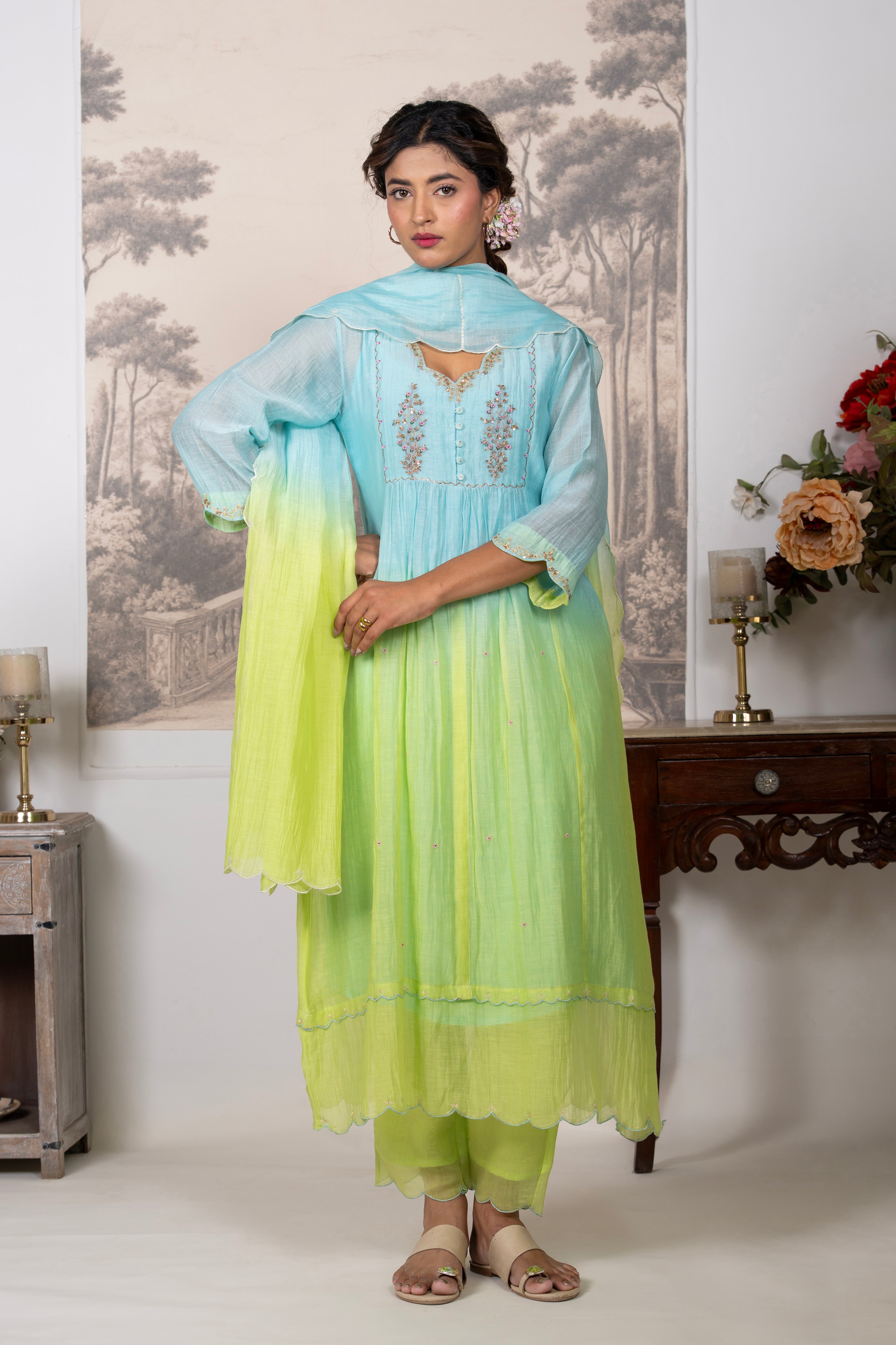 NEON TEAL OMBRE YOKE TREE SUIT SET