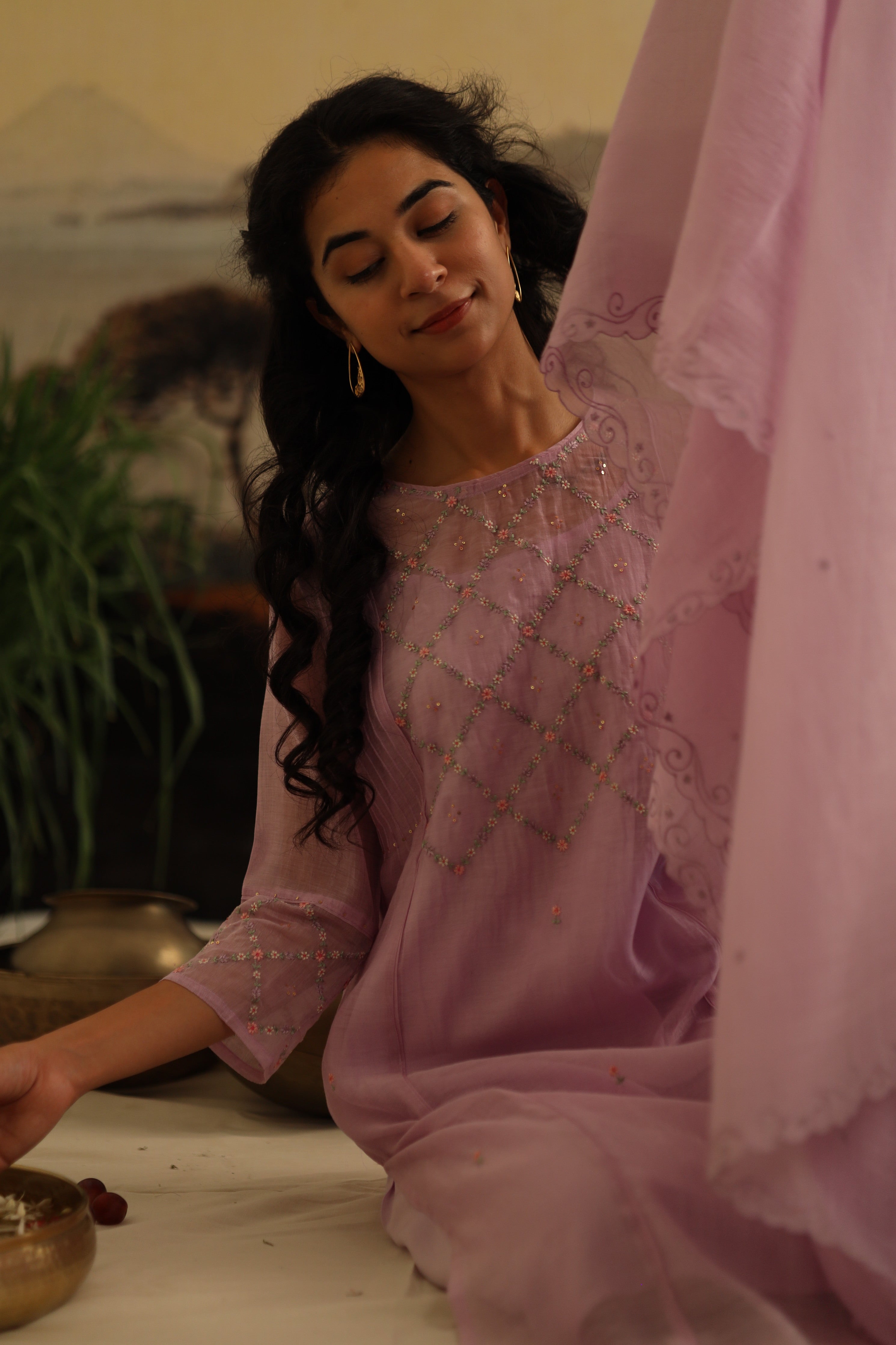 Lavender tonal embroidered Dupatta