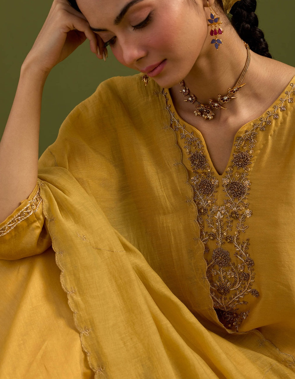 Mustard guldasta heritage Suit set