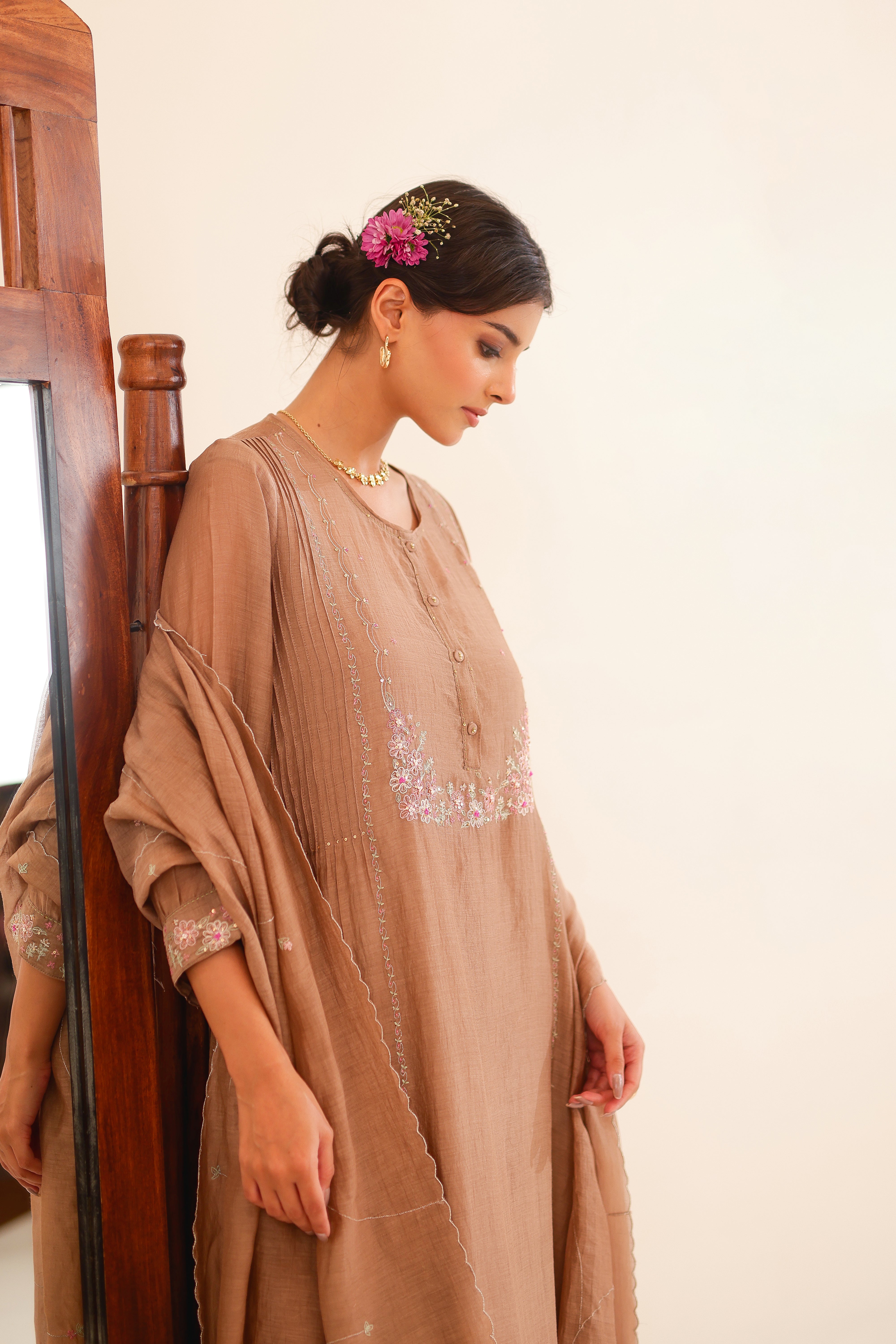 Chiku beaded bageecha suit set