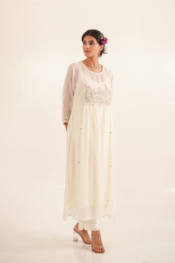 IVORY WHITE FLAMINGO KURTA SET