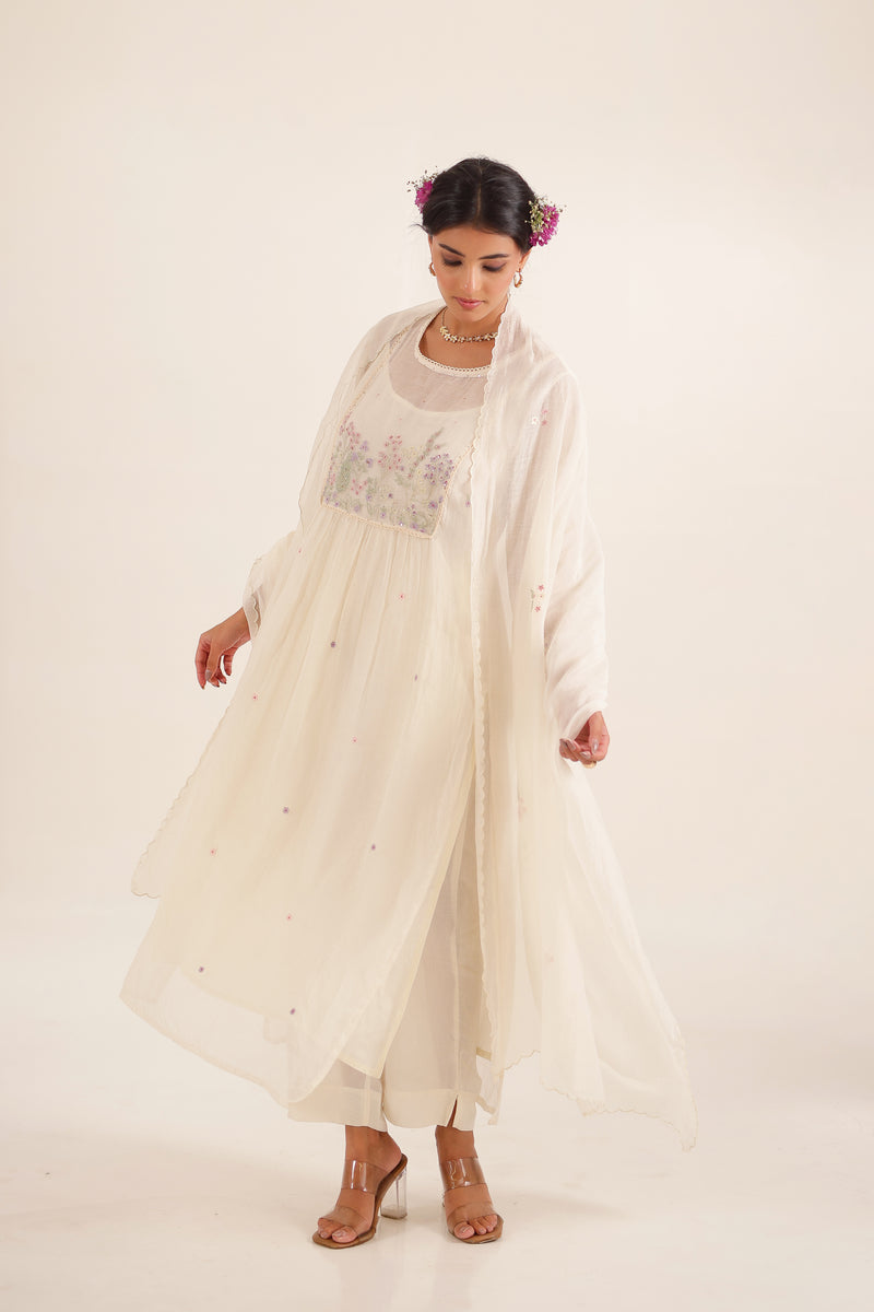 IVORY WHITE FLAMINGO KURTA SET