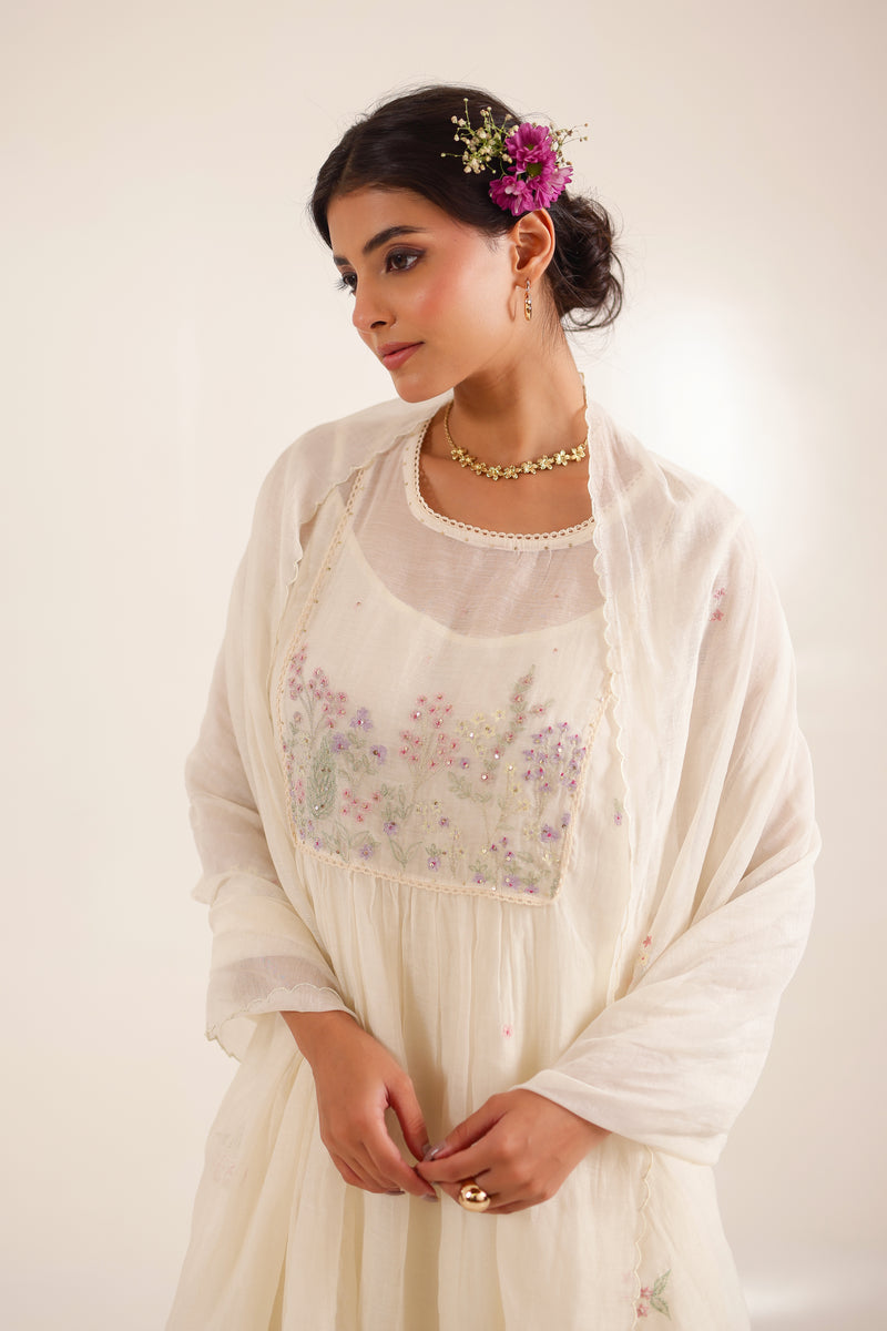 IVORY WHITE FLAMINGO KURTA SET