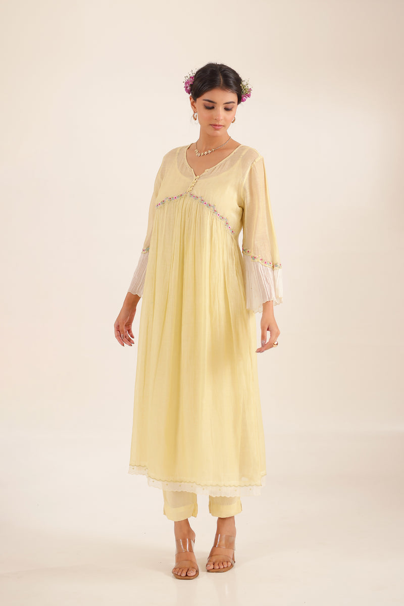 PASTLE GREEN NYRAA KURTA SET