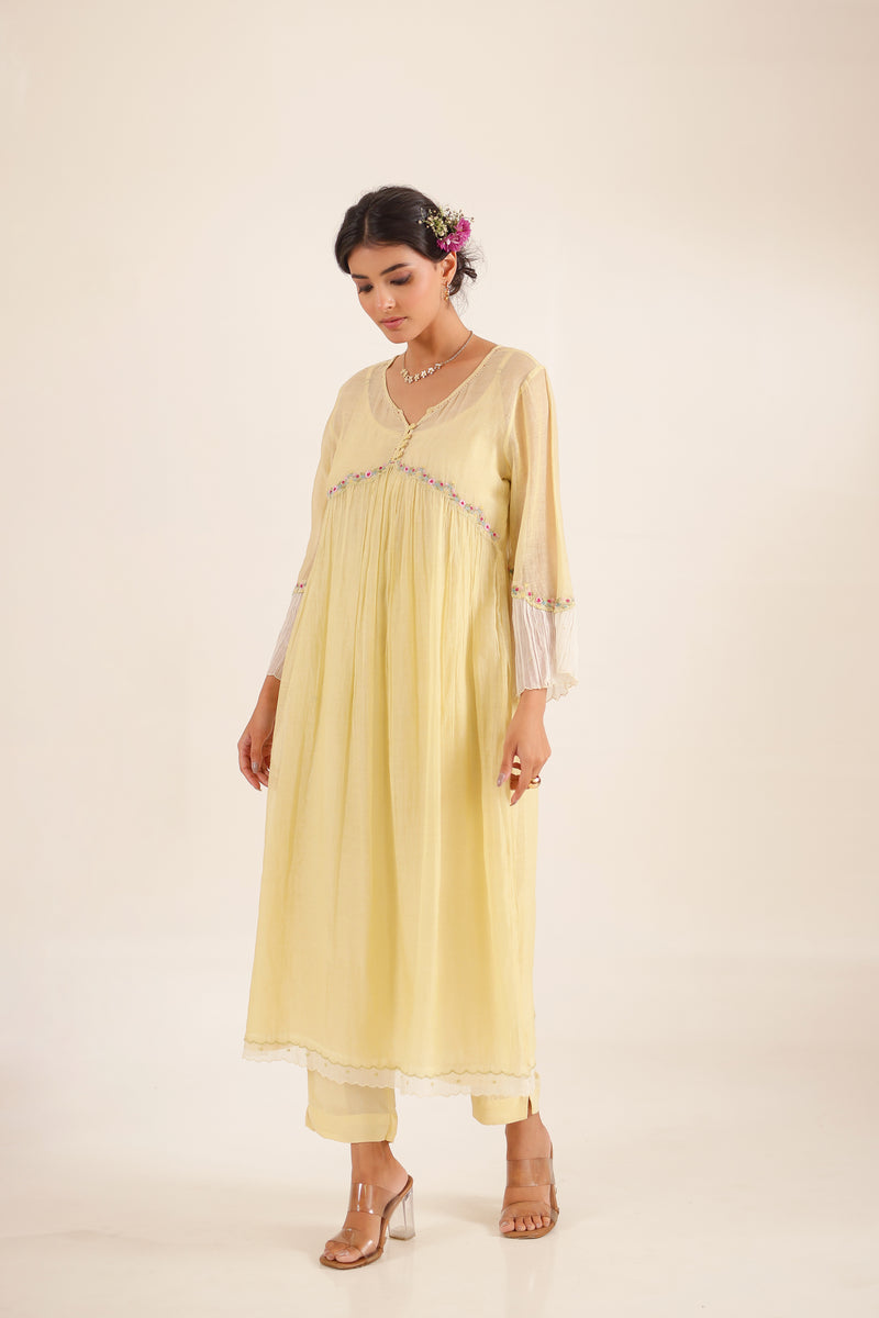 PASTLE GREEN NYRAA KURTA SET