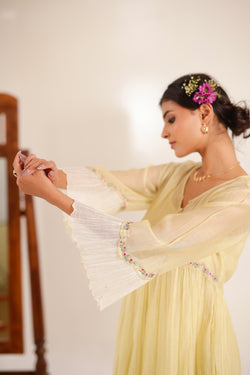 PASTLE GREEN NYRAA KURTA SET