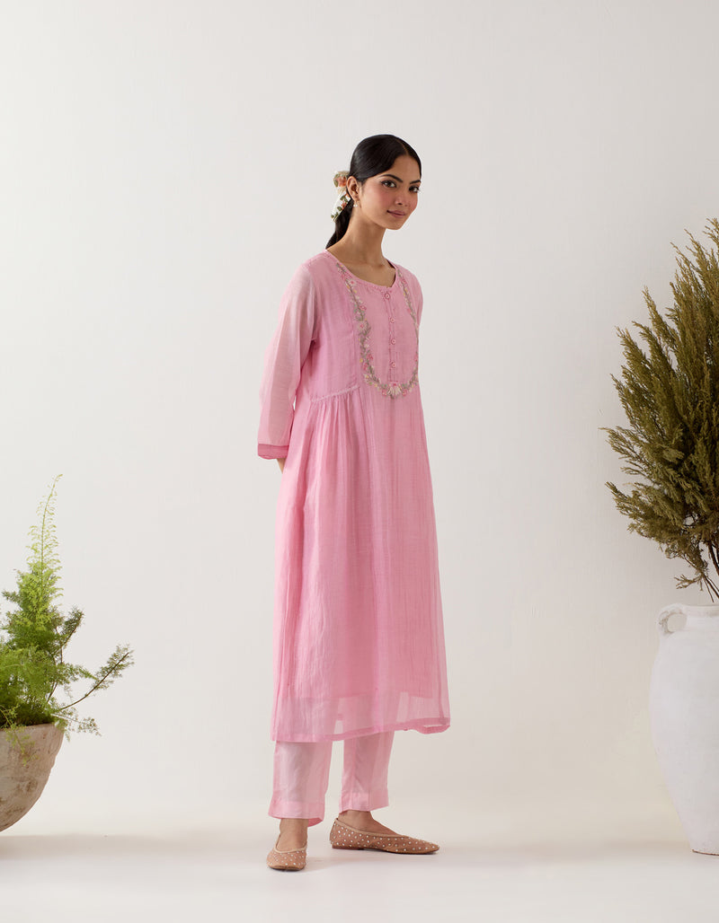 Blush pink camelia kurta set with gathers