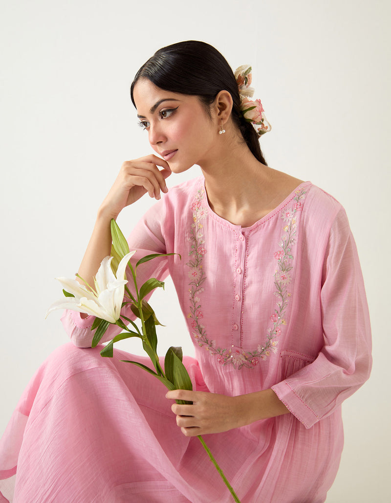 Blush pink camelia kurta set with gathers