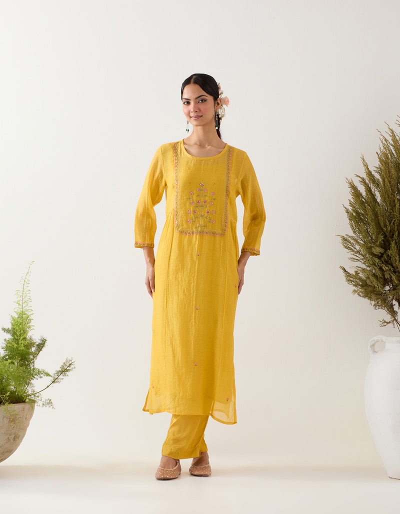 Mustard mughal buta kurta set