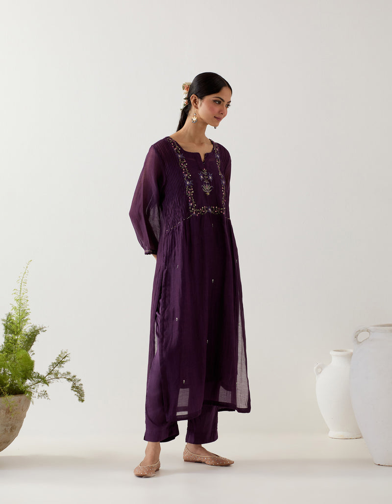 Purple mughal buta kurta set