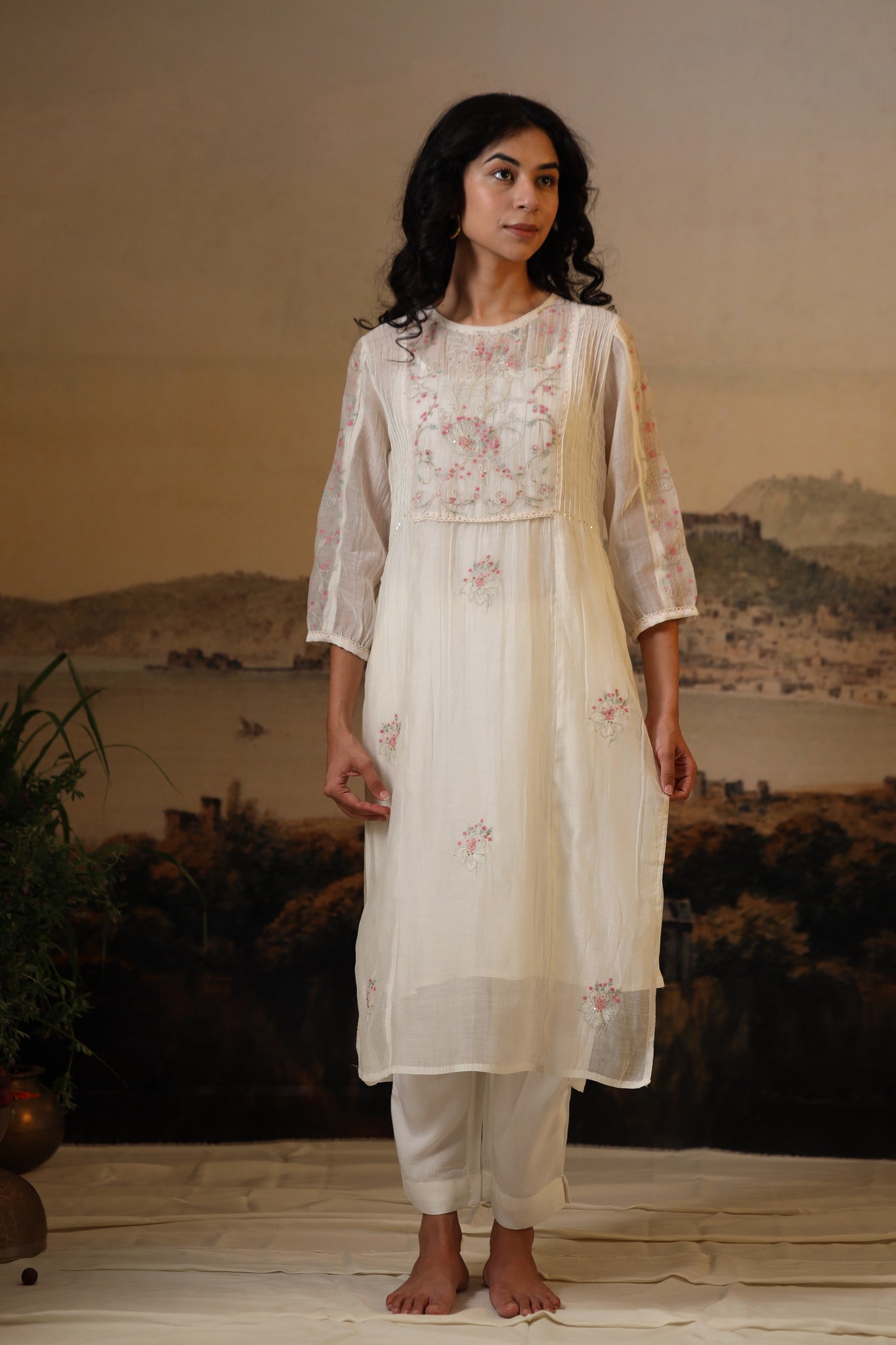 Ivory white Victorian kurta set with dupatta