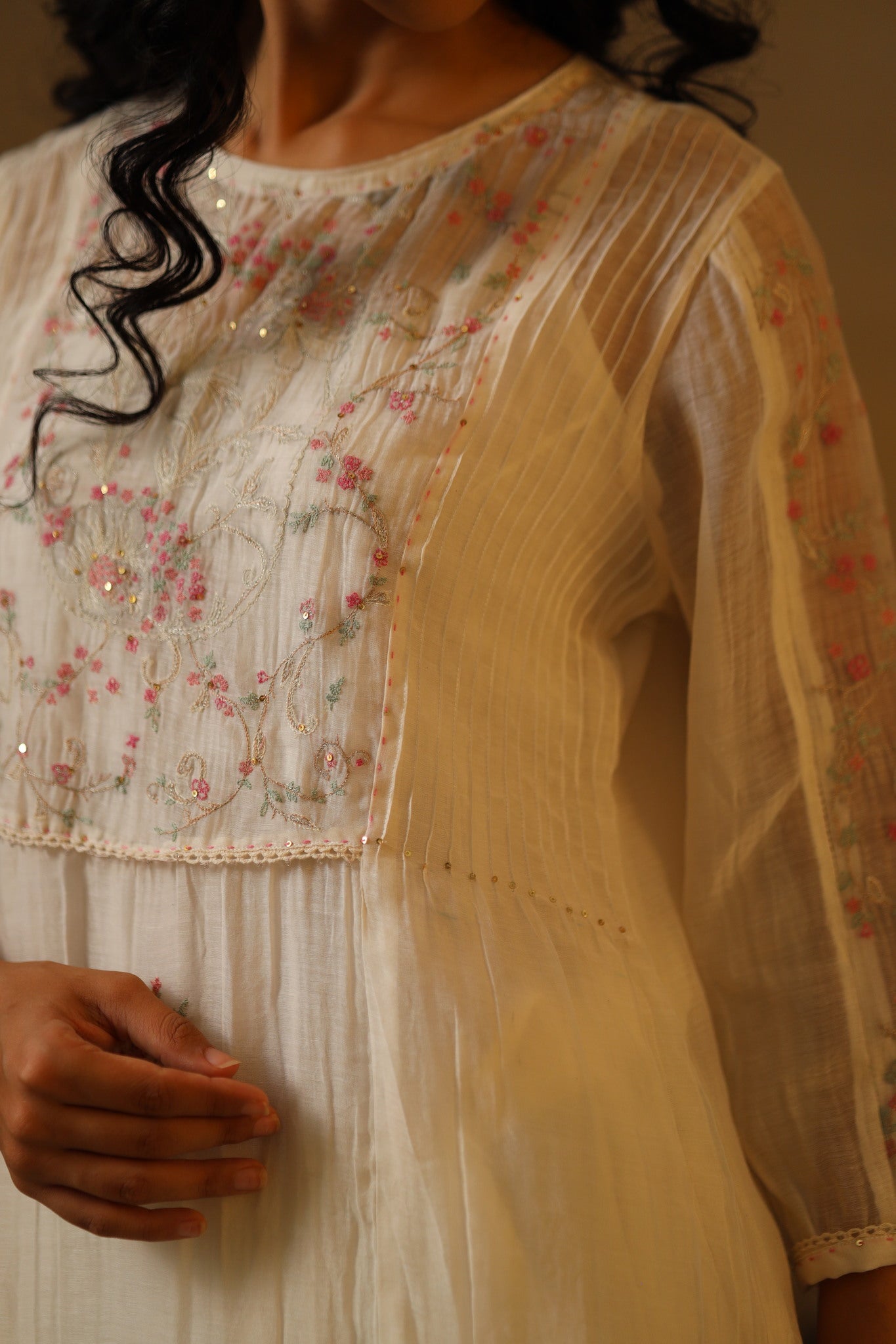 Ivory white Victorian kurta set with dupatta
