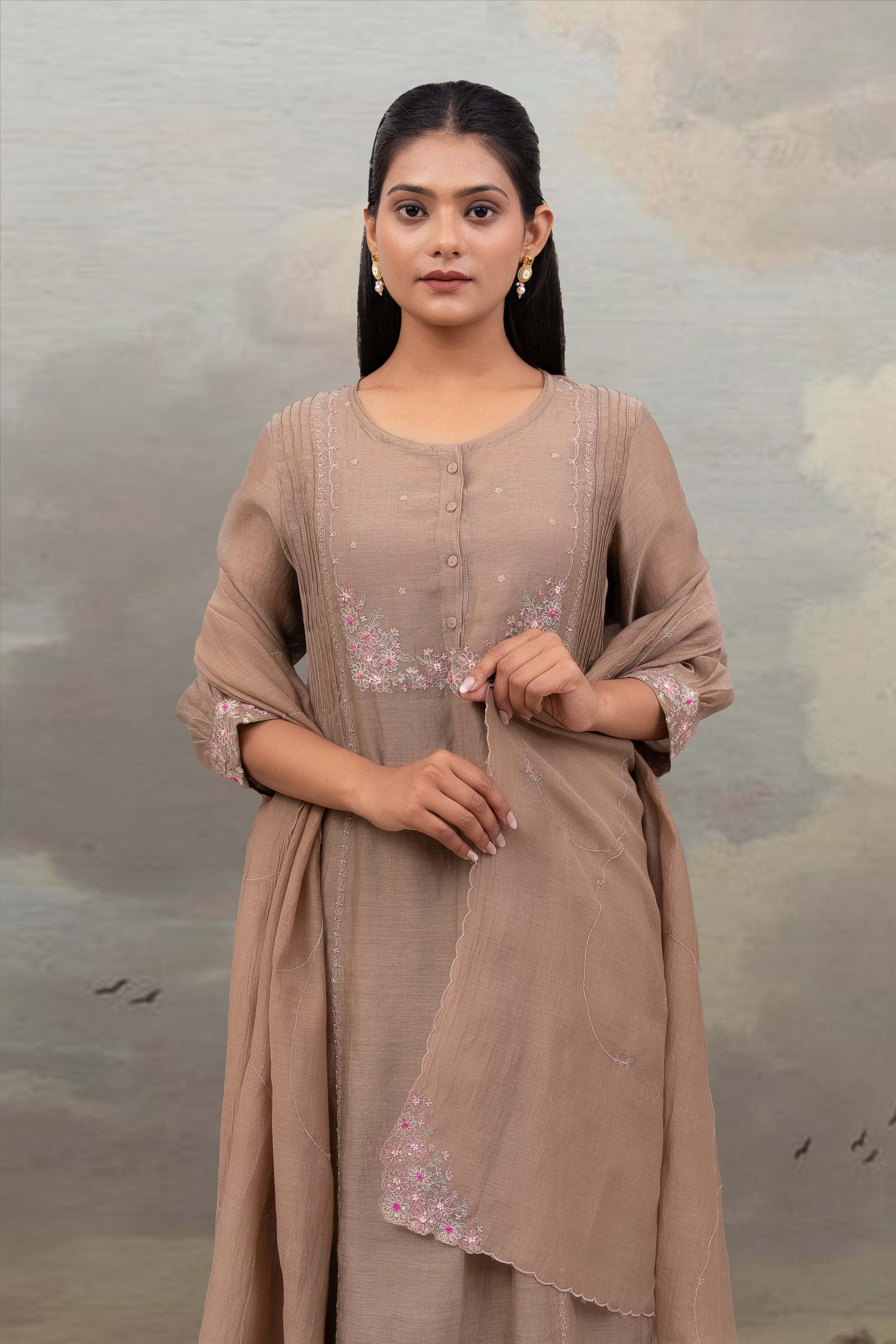 Chiku beaded bageecha suit set