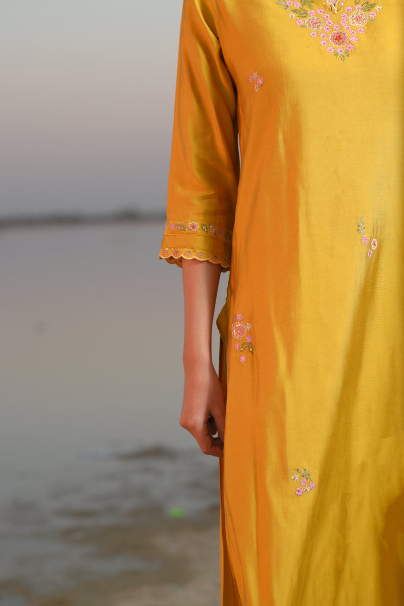 Mustard v neck bail kurta set