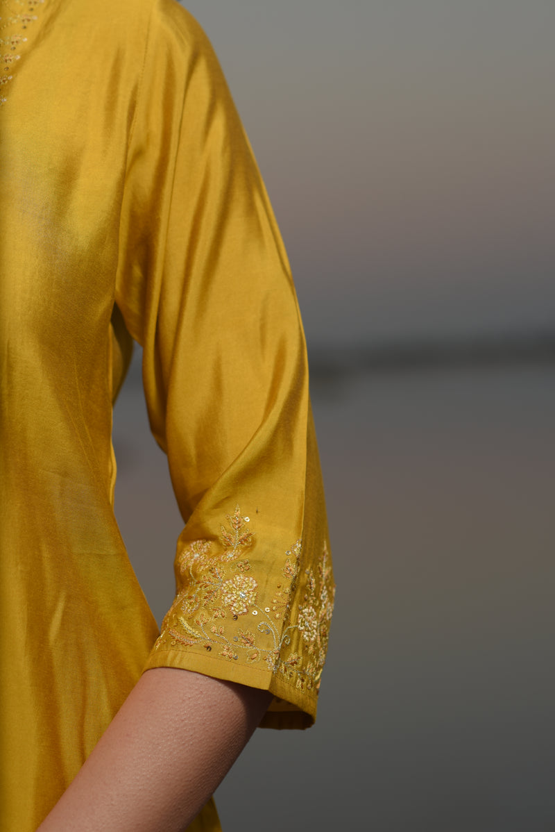 Mustard juhi phool kurta set