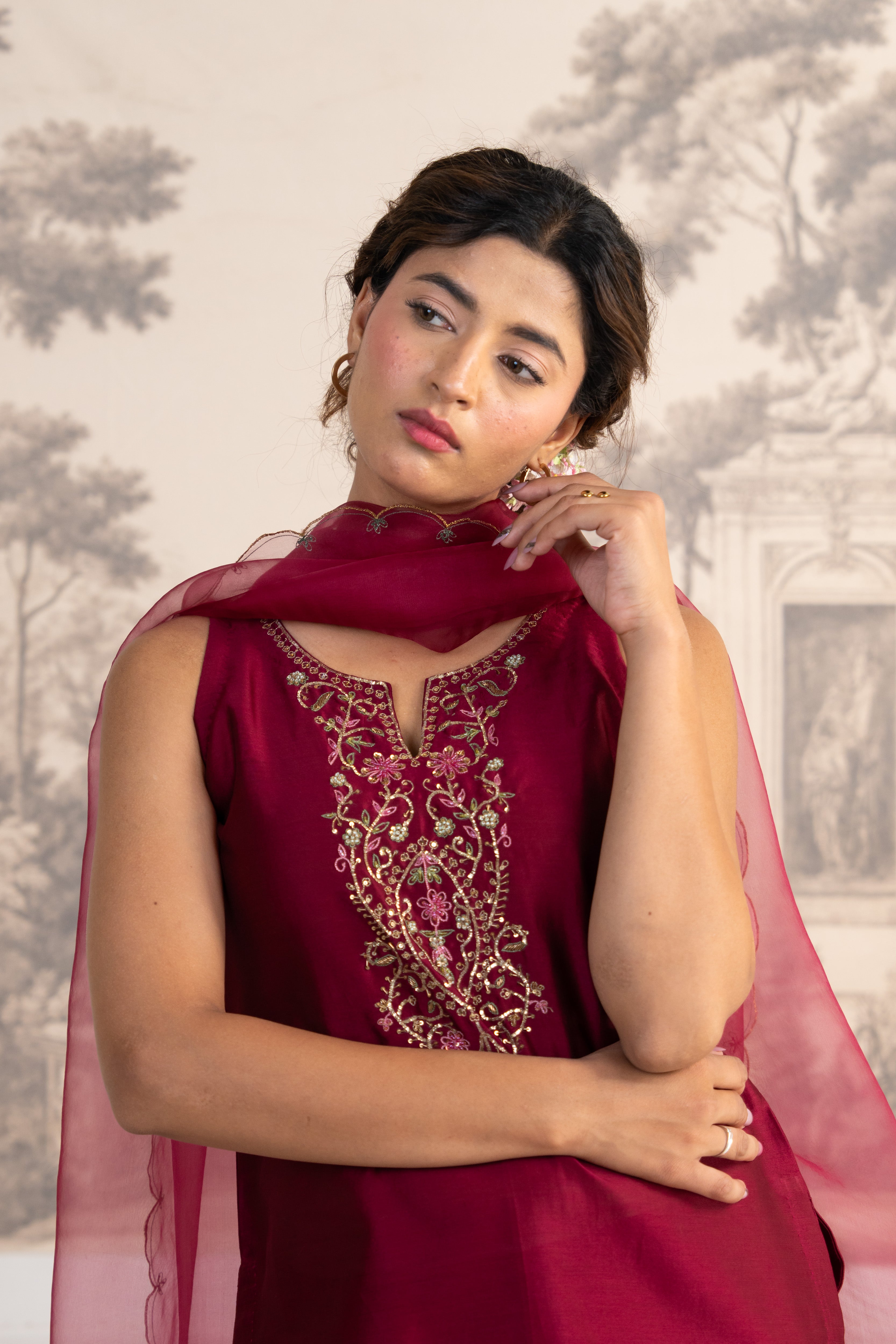 HOT PINK SLEEVELESS PITTA ZARDOZI TOP WITH ORGANZA DUPATTA