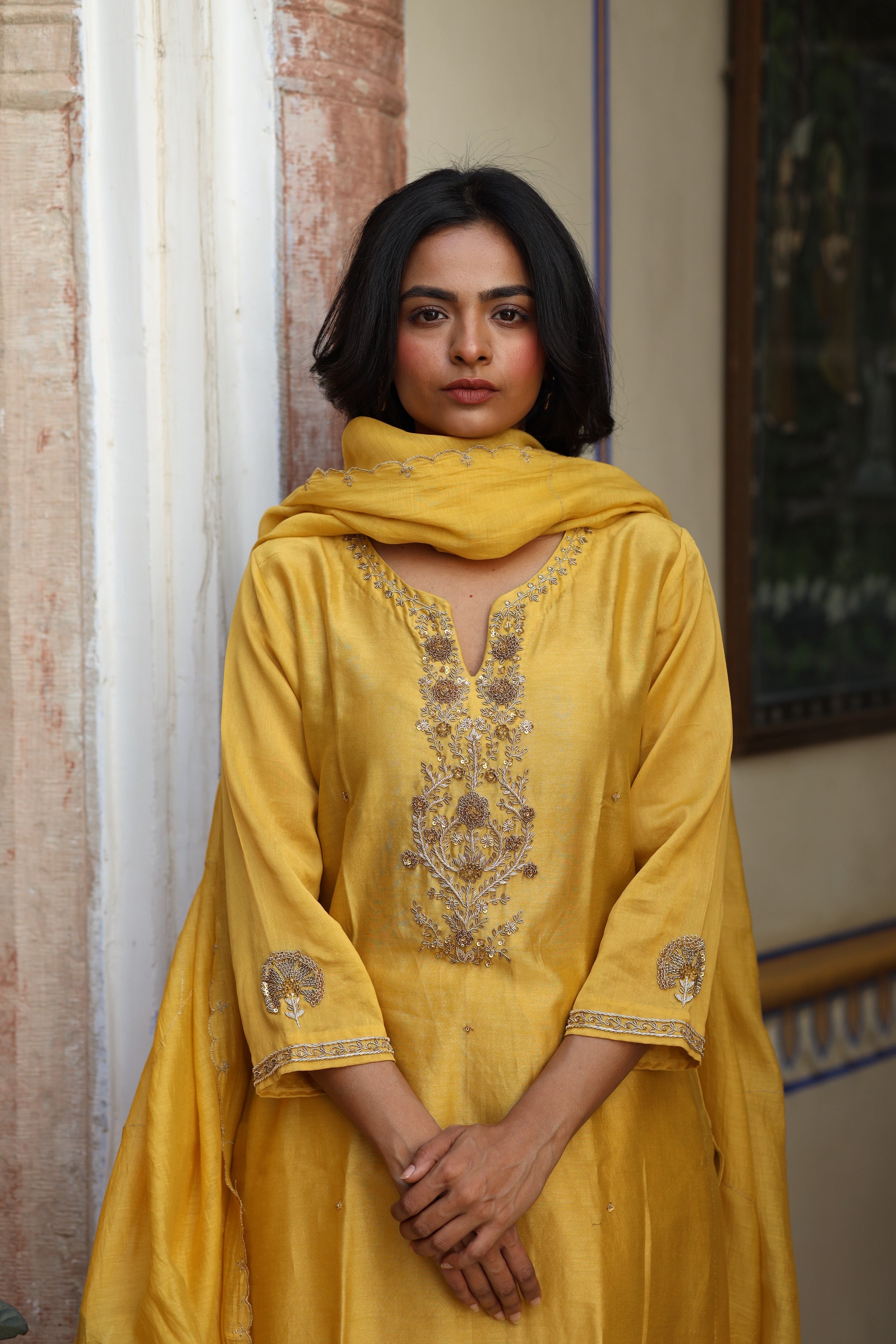 Mustard guldasta heritage Suit set