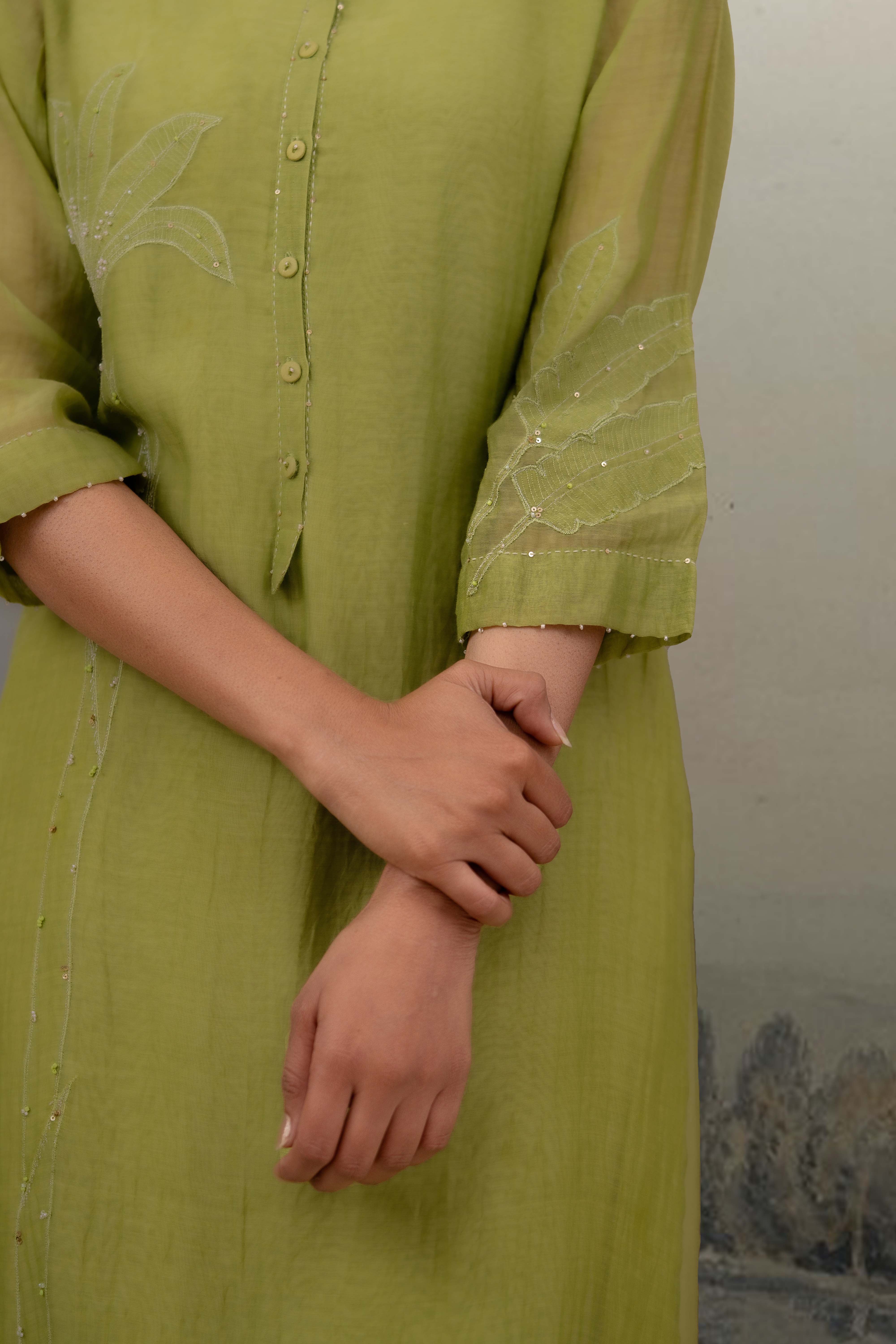 NEON GREEN APPLIQUE KURTA SET