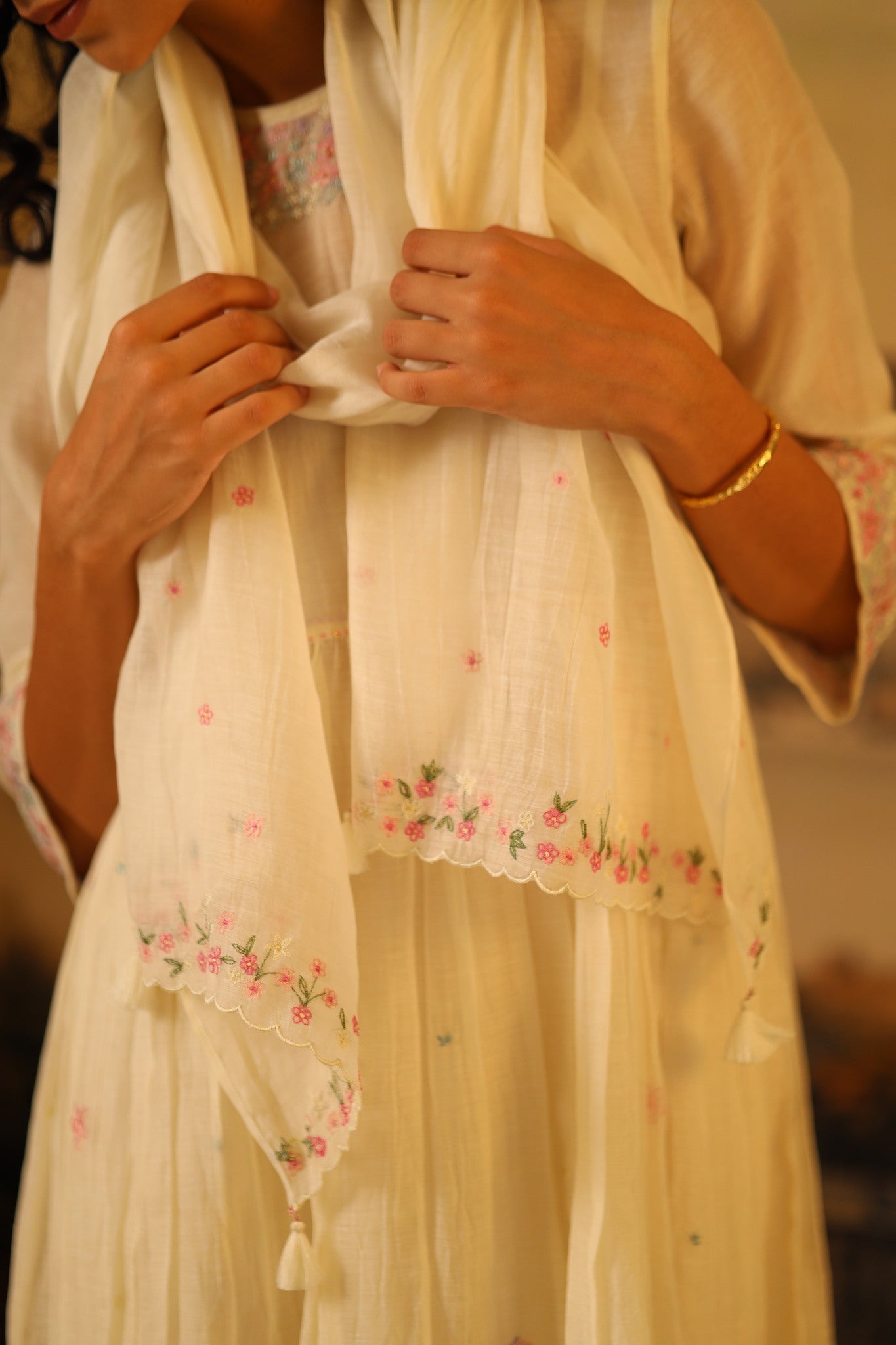 Ivory white embroidered Scarf