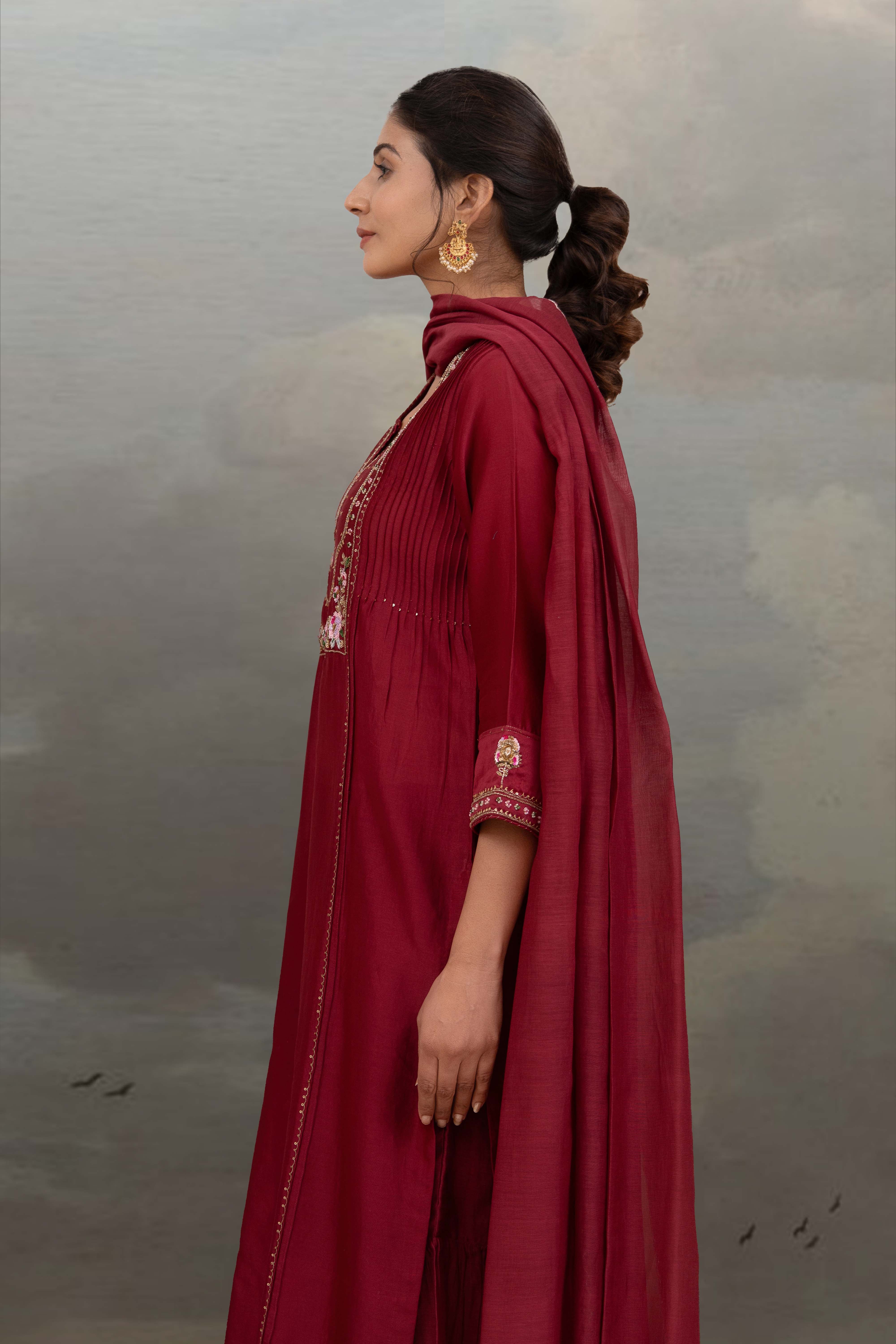 MAGENTA PINK MEHRAB SUIT SET