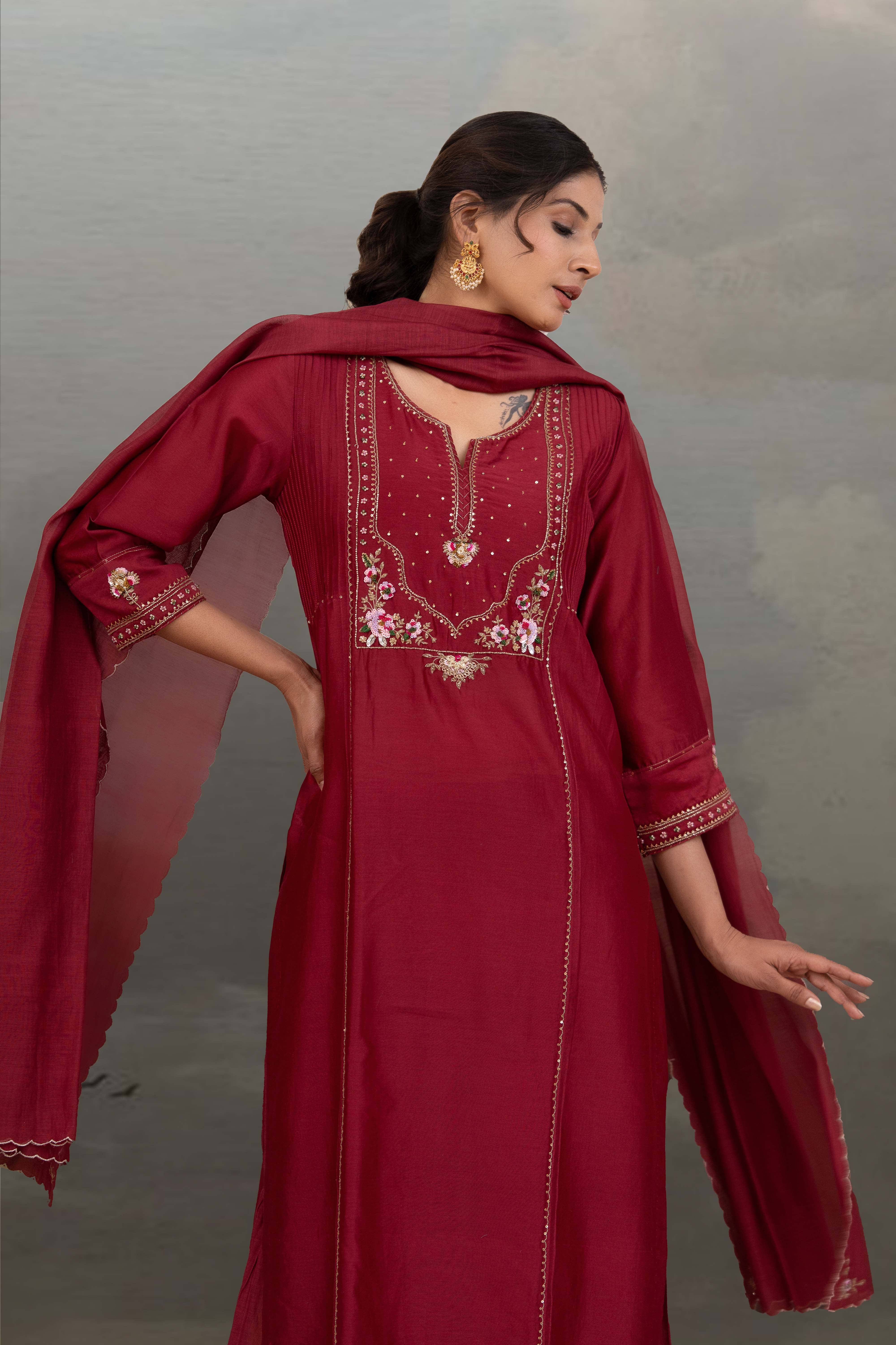 MAGENTA PINK MEHRAB SUIT SET