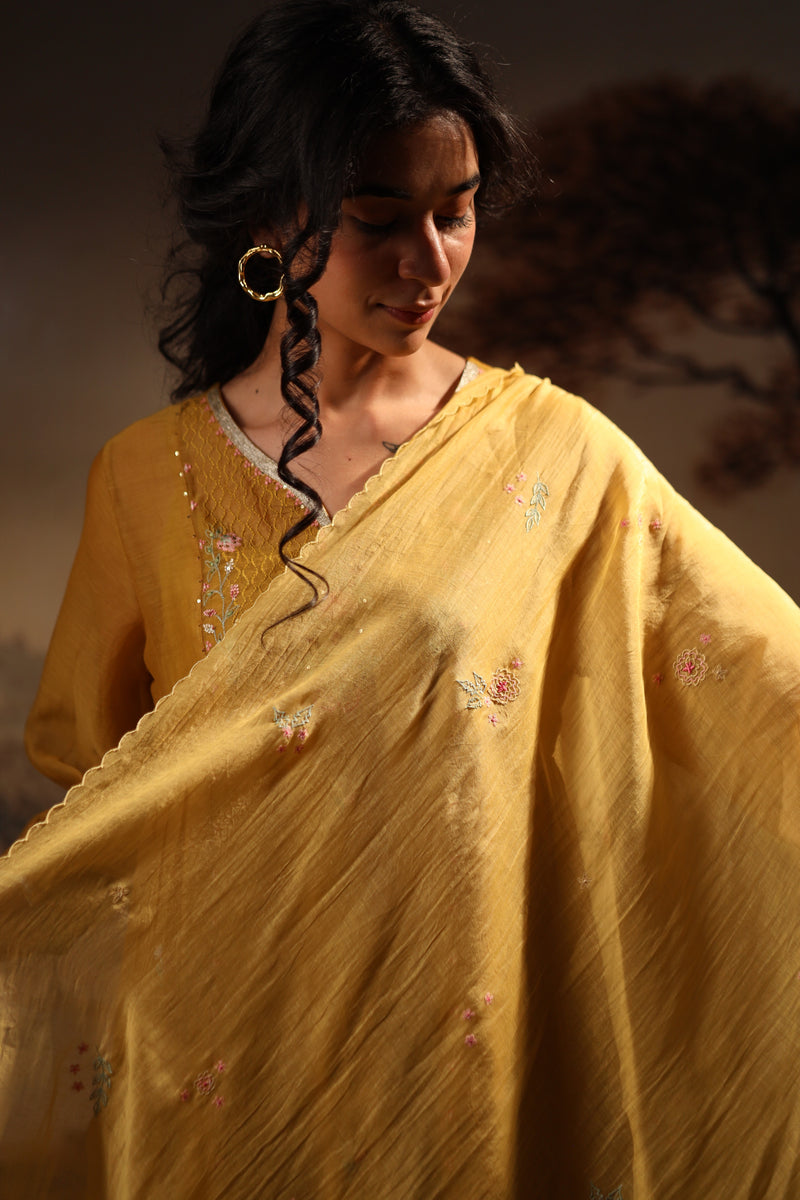 Mustard Miniature dupatta