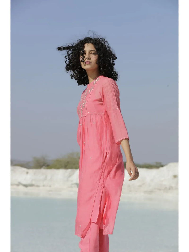 Coral pink yoke buta Kurta set