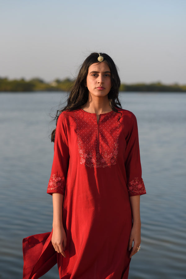 Maroon Juhi Yoke kurta