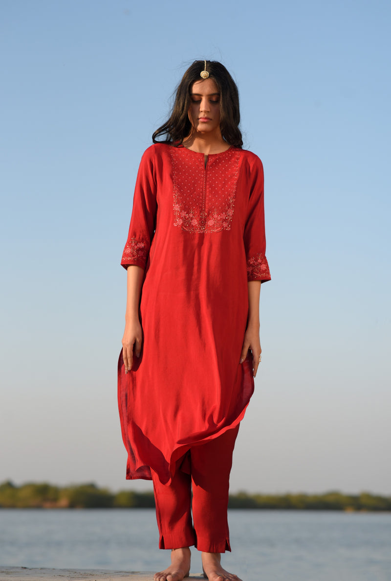 Maroon Juhi Yoke kurta