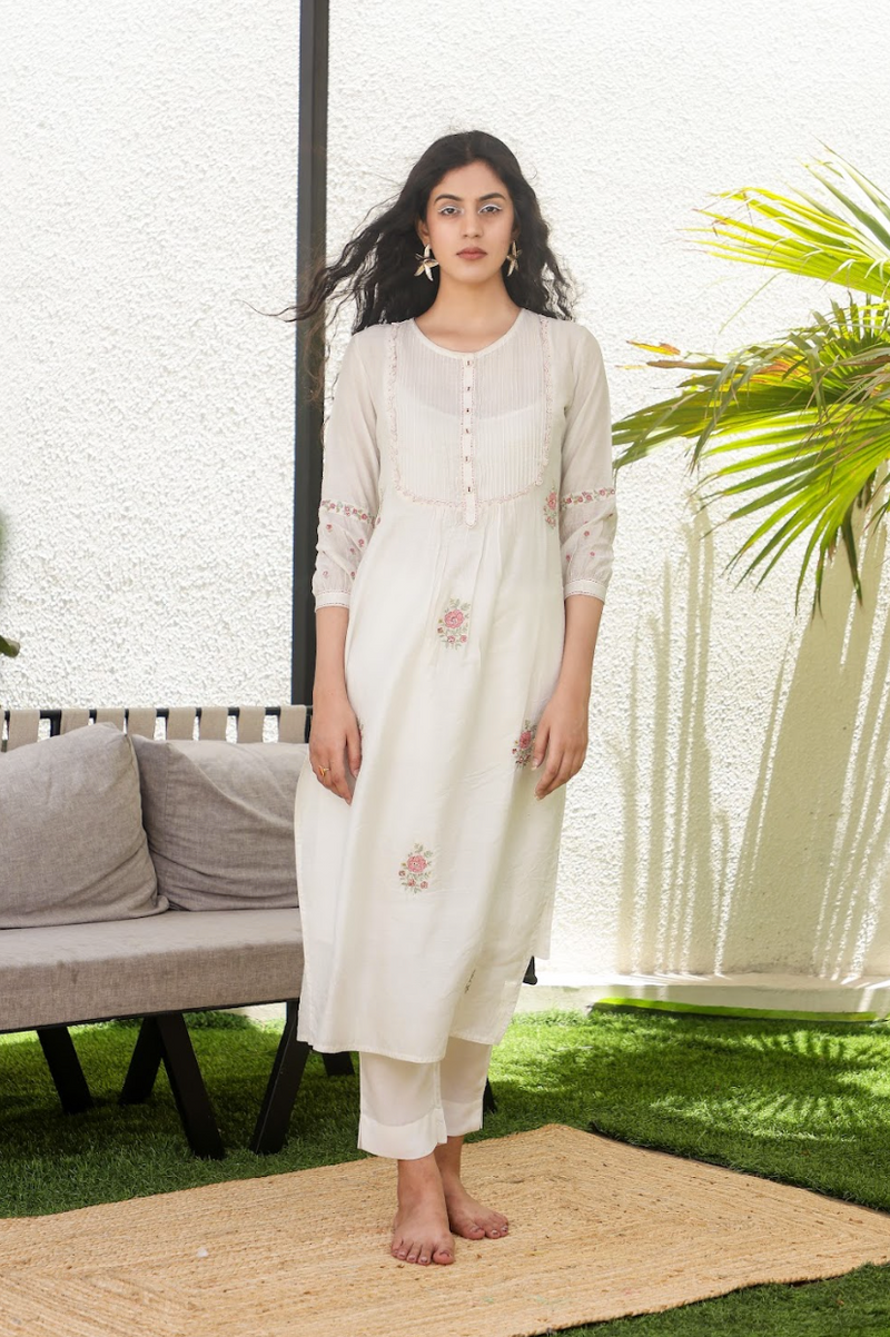 Snow white pintuck yoke kurta set